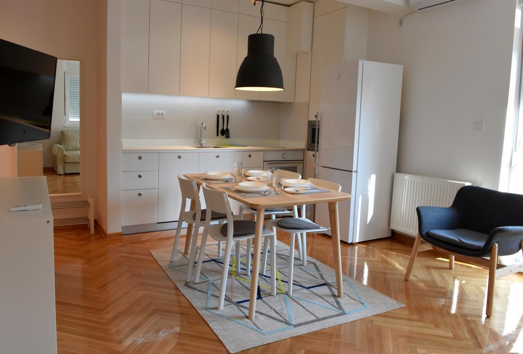 Apartment Exclusive อูชิเซ ภายนอก รูปภาพ