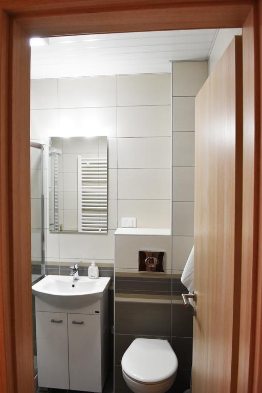 Apartment Exclusive อูชิเซ ภายนอก รูปภาพ