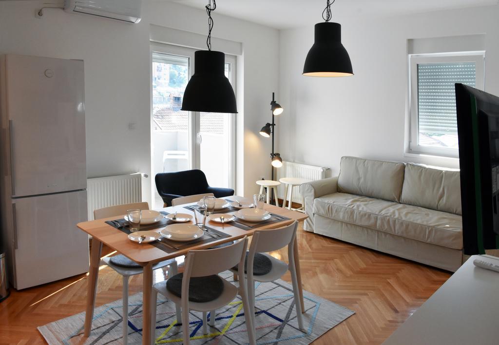 Apartment Exclusive อูชิเซ ภายนอก รูปภาพ